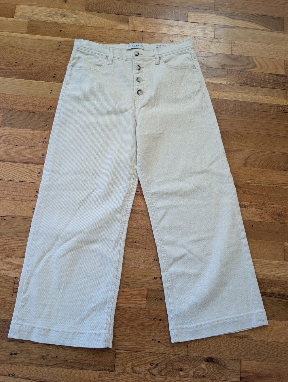 NWOT Scotch & Soda The Wave Button-Fly High Waist Crop Wide Leg Jeans in Cream